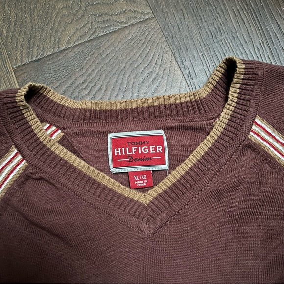 Brown Tommy Hilfiger Vneck - Picture 8 of 11